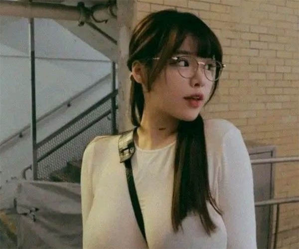 데이트룩은 이것만 한 게 없지